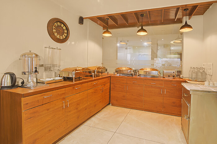 Buffet Area Green Leaf Restaurant